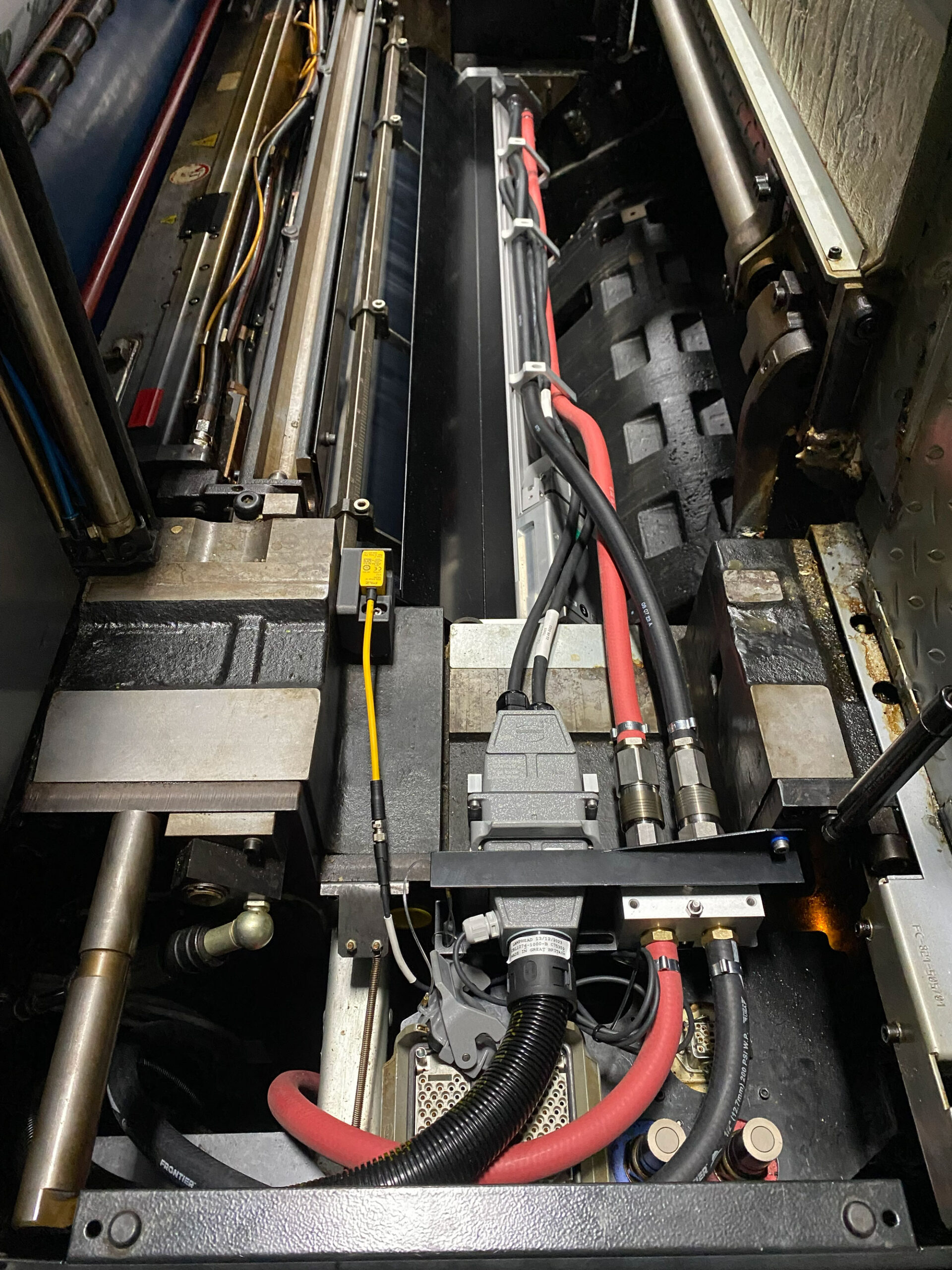 A LeoLED system on a Heidelberg 106.