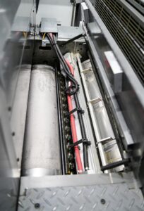 CBS’s Ryobi 754G press has been retrofitted with an 800mm GEW LeoLED UV curing system, mounted after the 4th print unit.