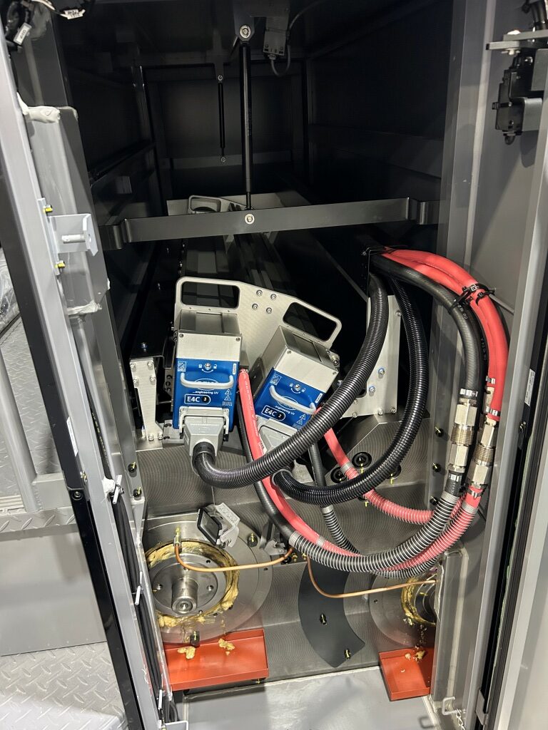 This Spanish customer bought a mixture of E4C and LeoLED for their RMGT 10 series.