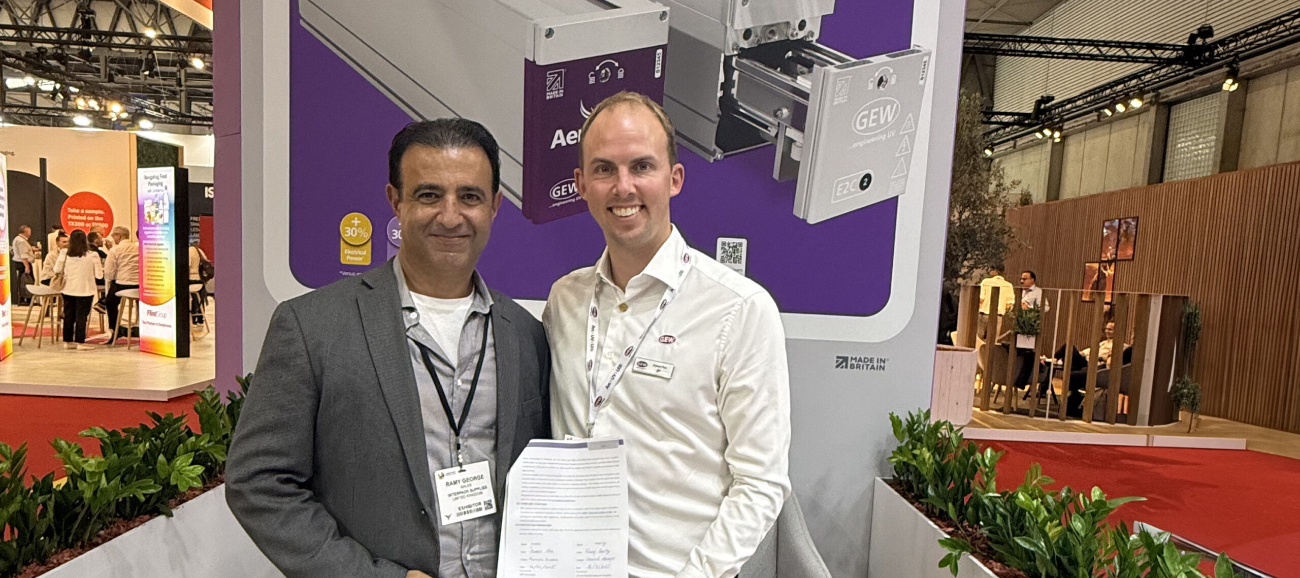 Left to right - Ramy George, General Manager of IPS, with Robert Rae, Managing Director of GEW, at Labelexpo Europe.