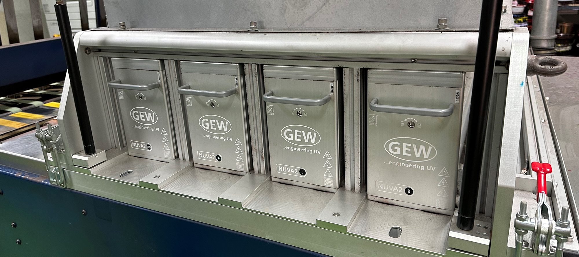 Benjamit's upgrade to a 4-lamp, 120cm NUVA2 has led to many benefits, including a 30% energy saving